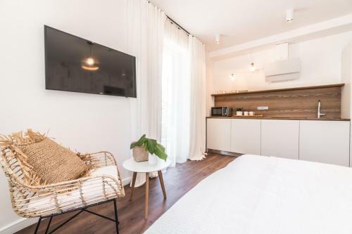 Tamara Suites & Apartments