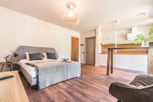 Tamara Suites & Apartments