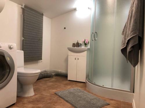 Apartment In Private House Near The Beach And River