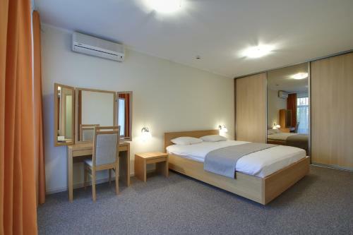 Marine Hotel J?rmala