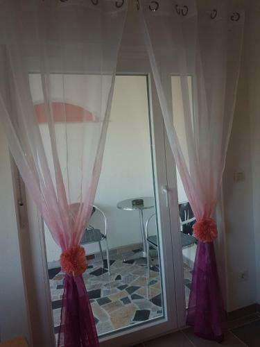 Apartments Megi