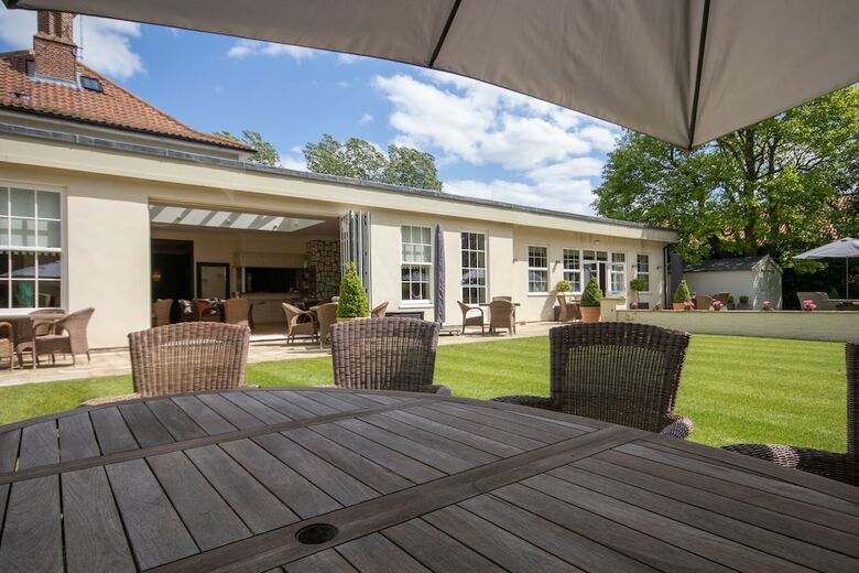 The Pheasant Hotel