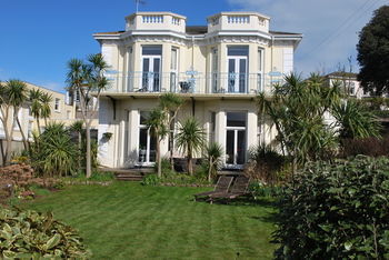Hostal Torcroft Hotel