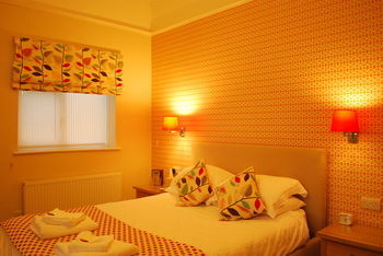 Hostal Torcroft Hotel