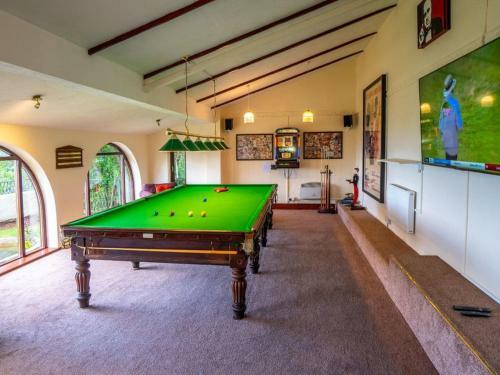 Cliff Lodge