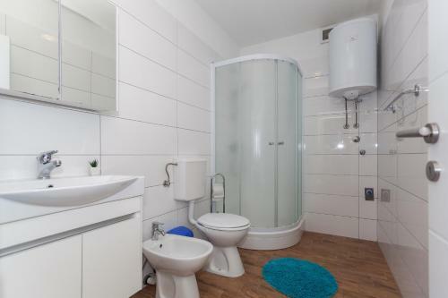 Apartment Dome