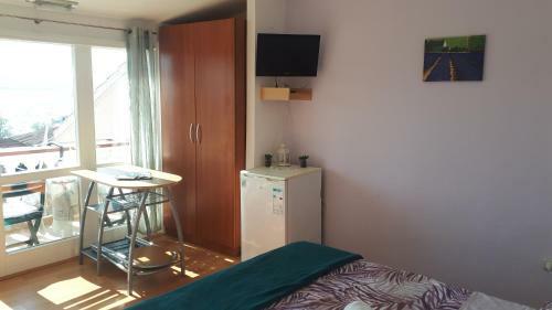 Hostal Sobe Rolo Uz More