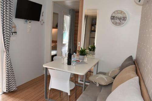 Mobile Home Starfish I Camp Soline