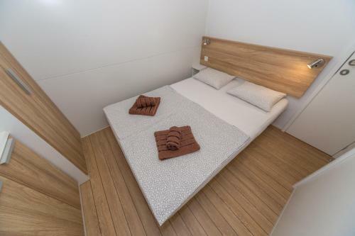 Mobile Homes Crystal Camp Soline