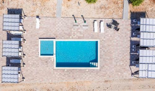Grande Glamping With Pool