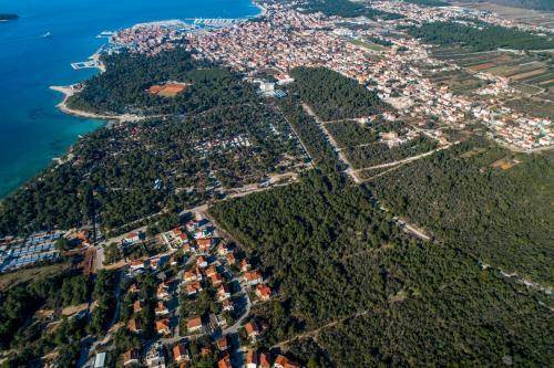 Apartman Lucija - Holiday Homes Mitrovi?