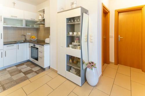 Apartman Lucija - Holiday Homes Mitrovi?