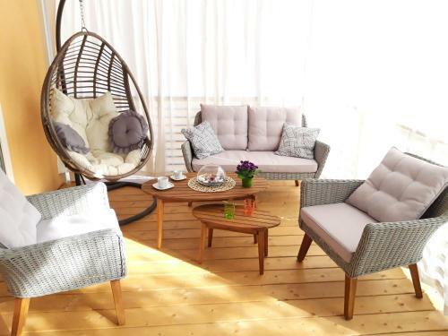 Lux Luna Mobile Home