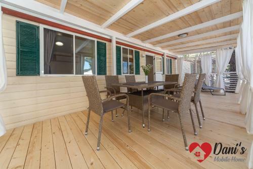 Danis Mobile I Home Camp Soline
