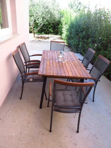 M&l Holliday Home