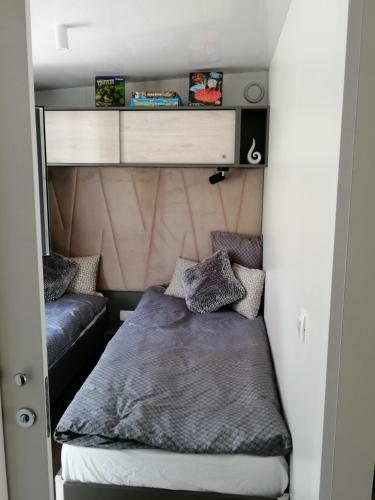 Mobile Home Mali Raj