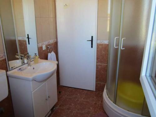 Apartmani Brklja?a 1 - Jadranka