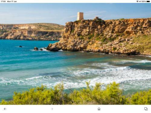 4-bedroom Wardija Villa With Pool And Countryviews