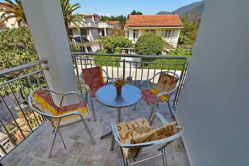 Apartments Marinic