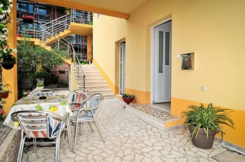 Busola Apartments
