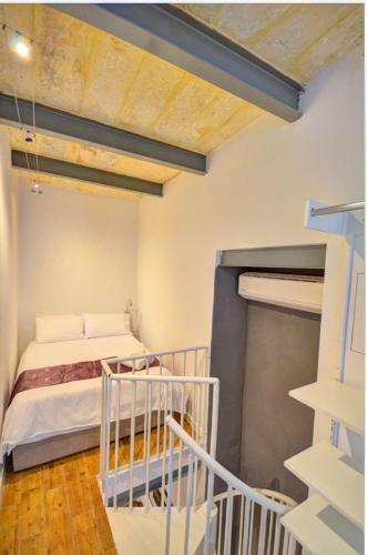 West Street Apartment Duplex