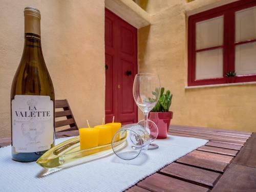 Valletta Main Street Apartment