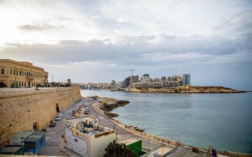 Coral Apartment (valletta)