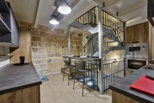 Hostal Chateau La Vallette - Barrakka Suite