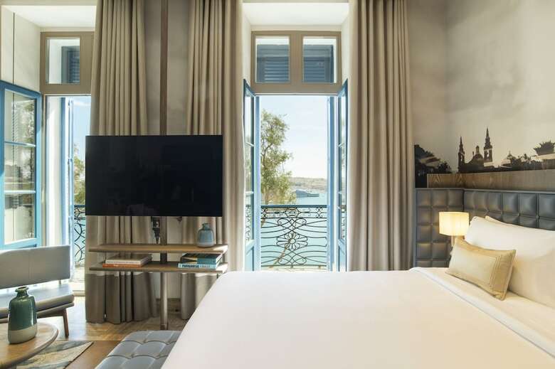Hotel Iniala Harbour House