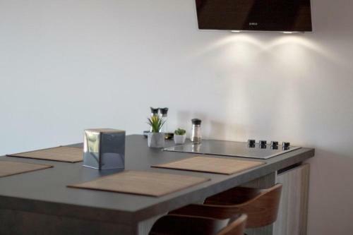 Tivat Apartment With Pool And Amazing Sea Views