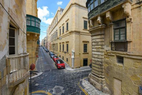 Vlt214- Valletta 2 Bedroom Townhouse