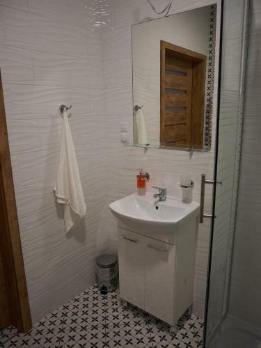 Apartamento Pokoje Pod Jarz?bin?