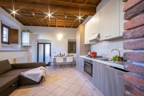 Apartamento Alla Corte Di Angera