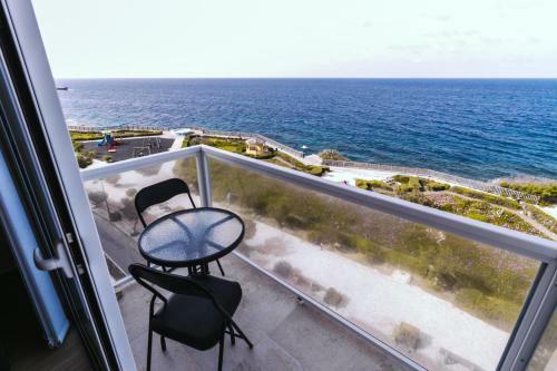 Seafront Apartment No 10 Marsalforn