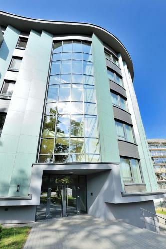 Eva R Apartments