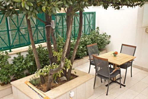 Apartment La Perla A2 Bol-center