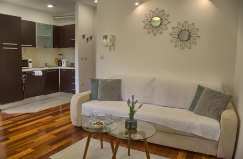 Cozy Brend New Apartment - A4