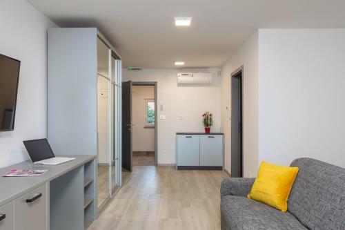 Hostal Villa Aqua - Adults Only