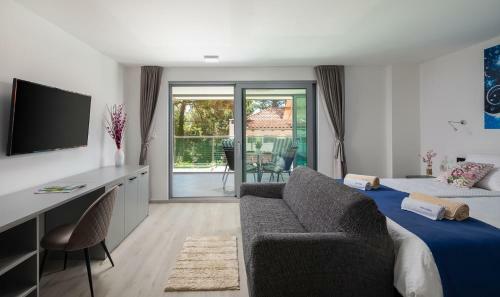 Hostal Villa Aqua - Adults Only