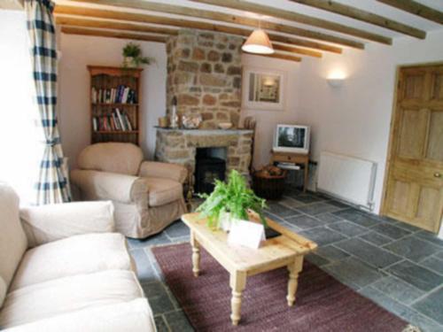 Porth Nanven Barn