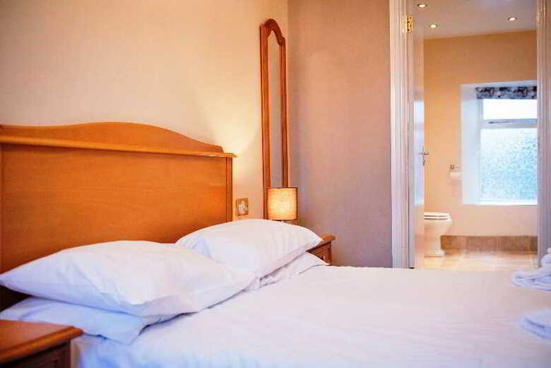 Hostal Wellington Hotel