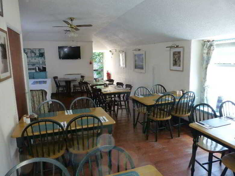 Hostal Wellington Hotel