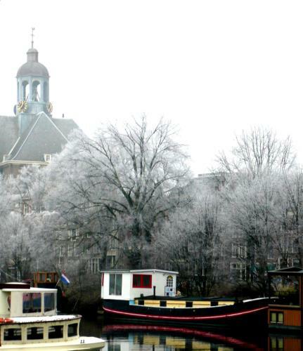 Houseboat Concordia B&B