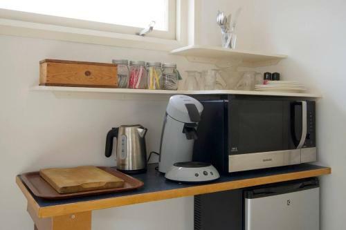 Studio On A Houseboat, Near City Centre!