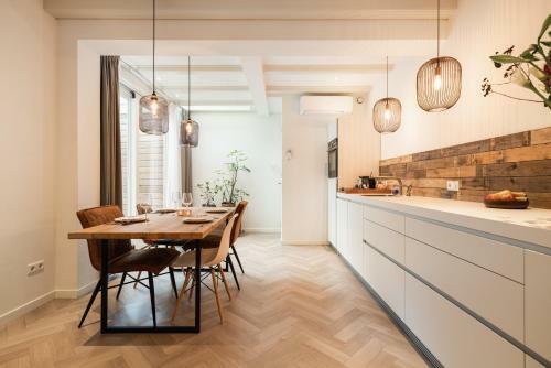 Bed & Breakfast Leidse Square 5 Star Luxury Apartment