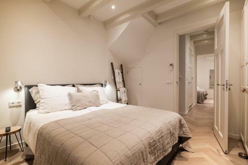 Bed & Breakfast Leidse Square 5 Star Luxury Apartment