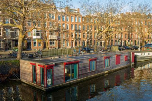 Hostal Houseboat Piano Forte