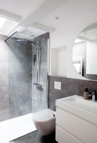 Bed & Breakfast Luxe Suites Roses