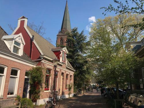 Bed & Breakfast Private Studio - Free Parking And Bikes