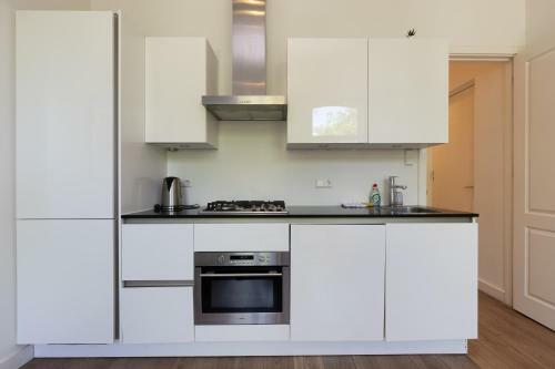 Central Located Refurbished Warehouse Apartment - Apt 1